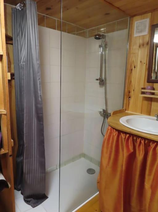 Cosy Cabane Montbrun-Bocage Exterior foto