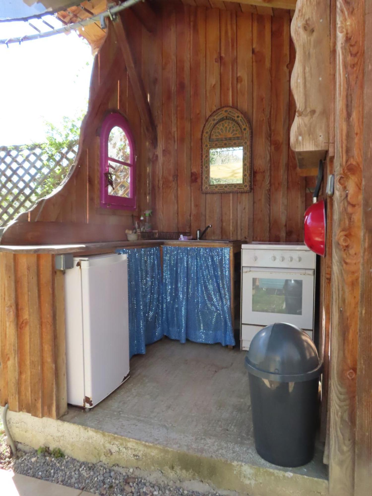 Cosy Cabane Montbrun-Bocage Exterior foto