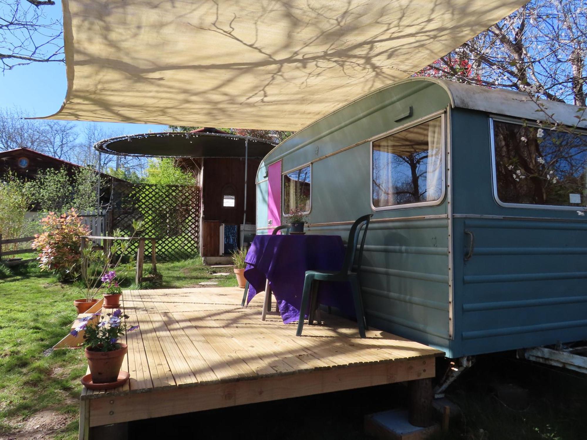 Cosy Cabane Montbrun-Bocage Exterior foto